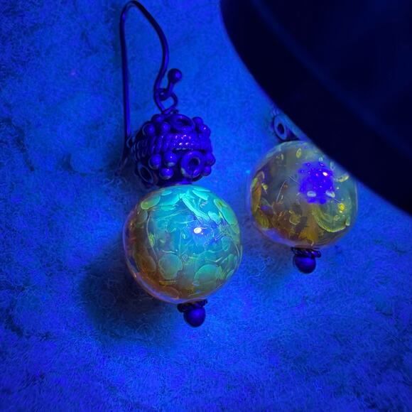 Bali Style Amber Chunk & Silver Bali Style Bead Dangle Earrings Acid UV Tested - Picture 9 of 12